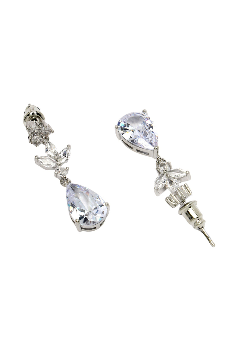 Delicate Silver Raindrop Earrings