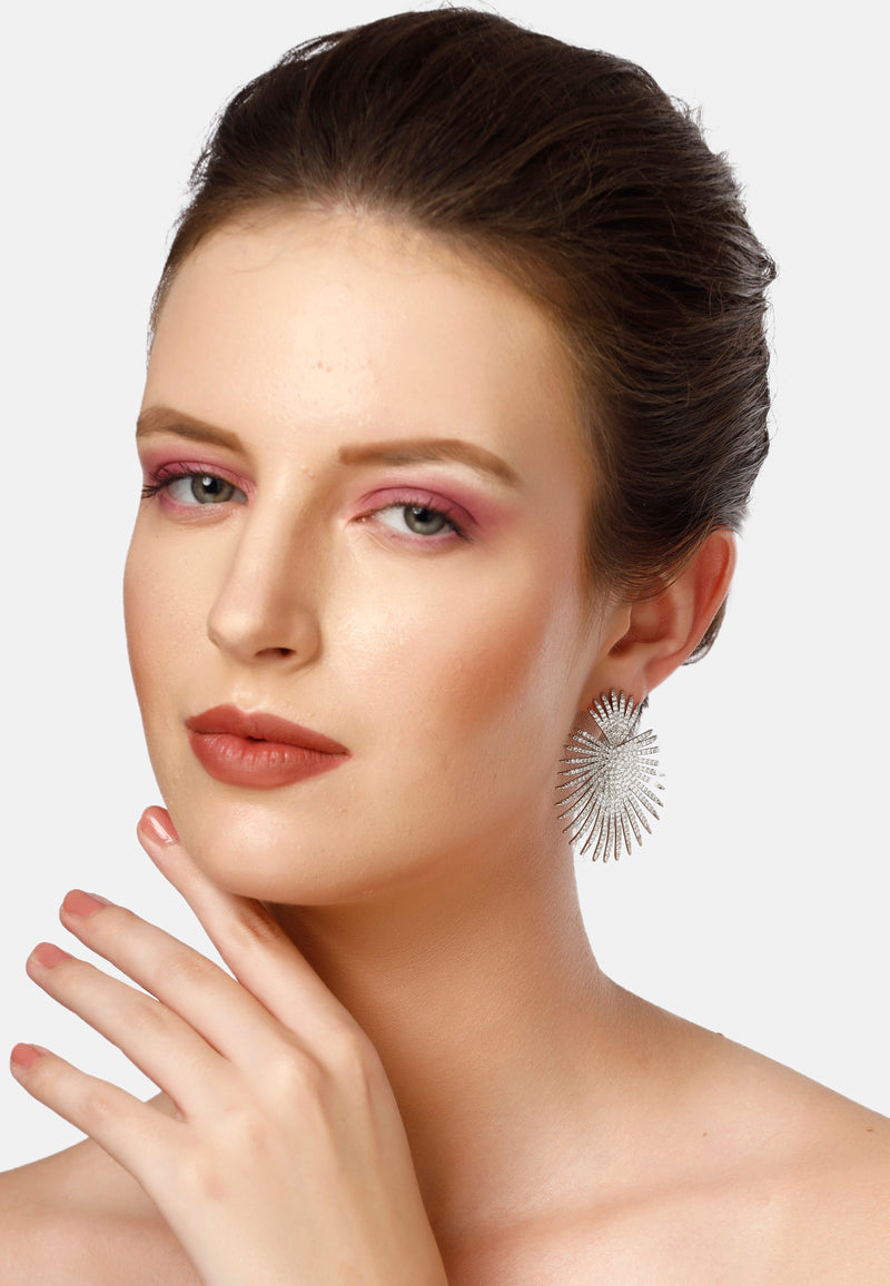 Diva Sparkling Drop Earrings
