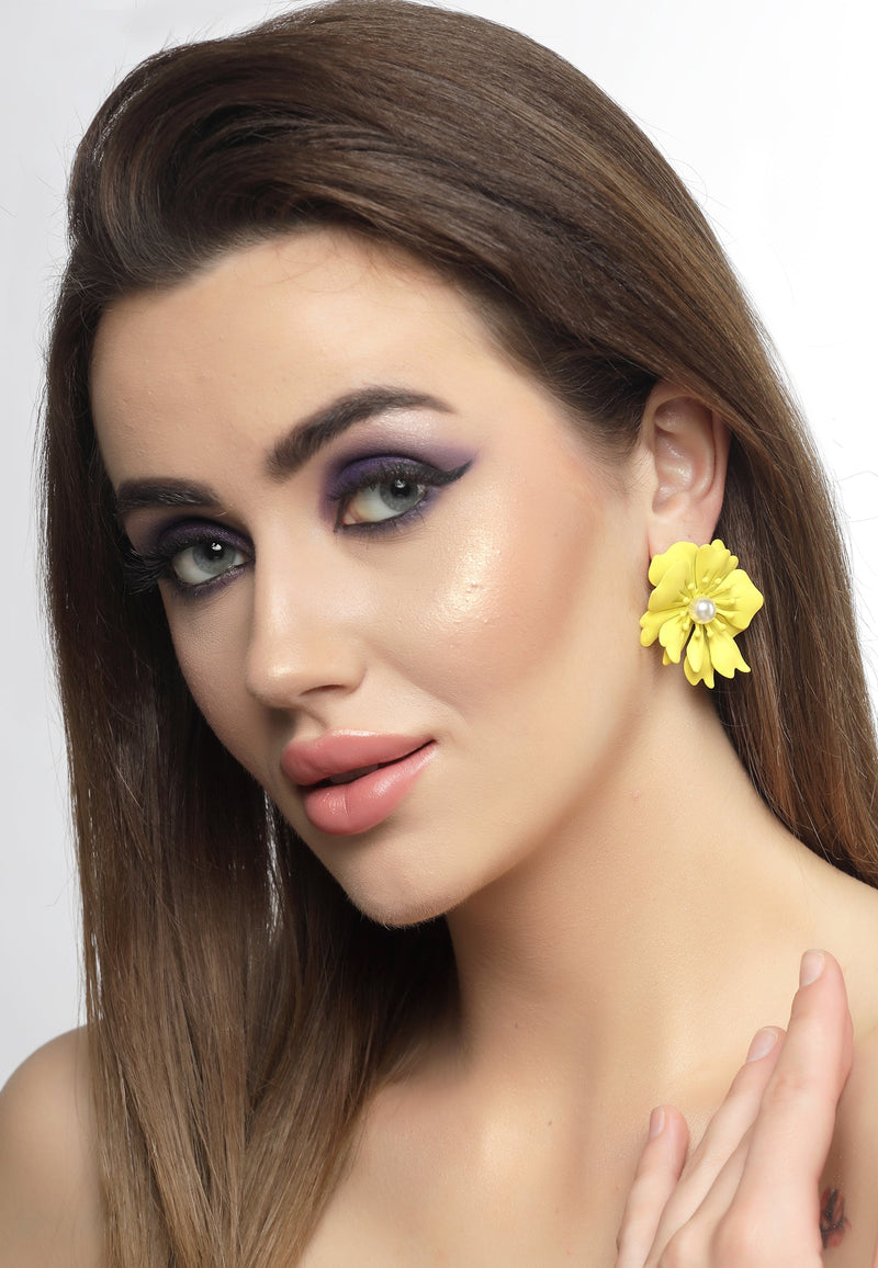 Floral Pearl Stud Earrings In Yellow