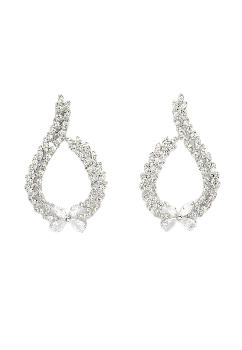 Ethereal Bow-shaped Earrings and Necklace Set